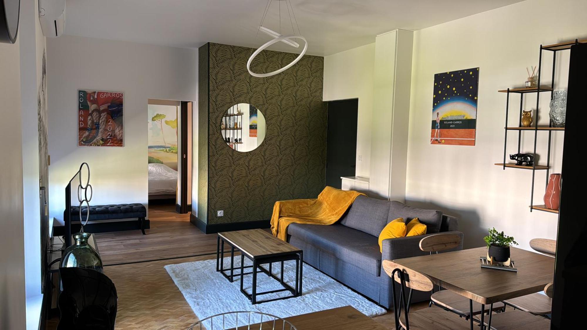 F2 Cosy Au Centre De
